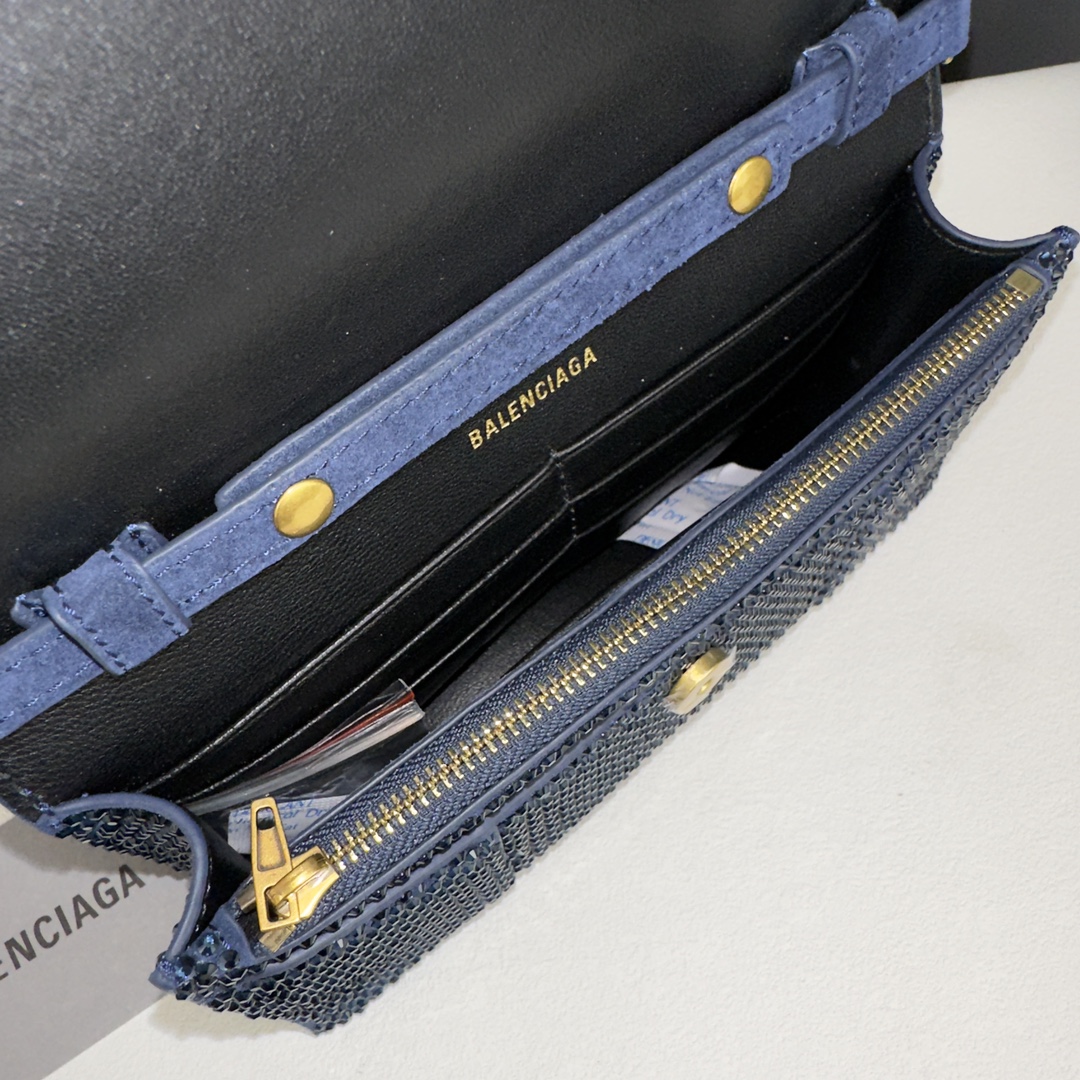Balenciaga Style Crossbody Bag Bags Crossbody Bag detail image 8 from source 776189