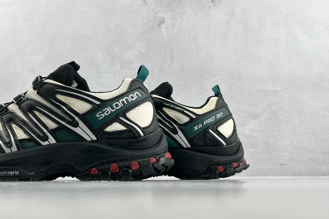 New version of SALOMON XA PRO 3D black 414677