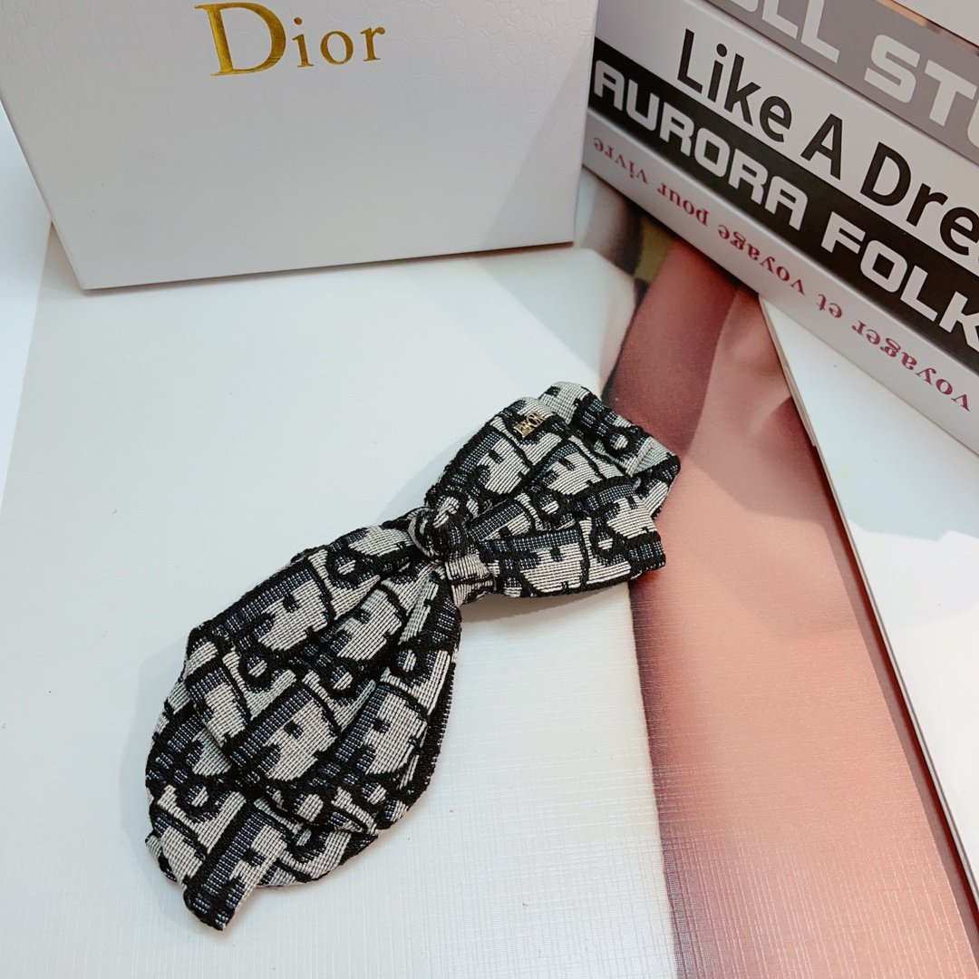 配包装Dior迪奥专柜新款发夹经典甜
