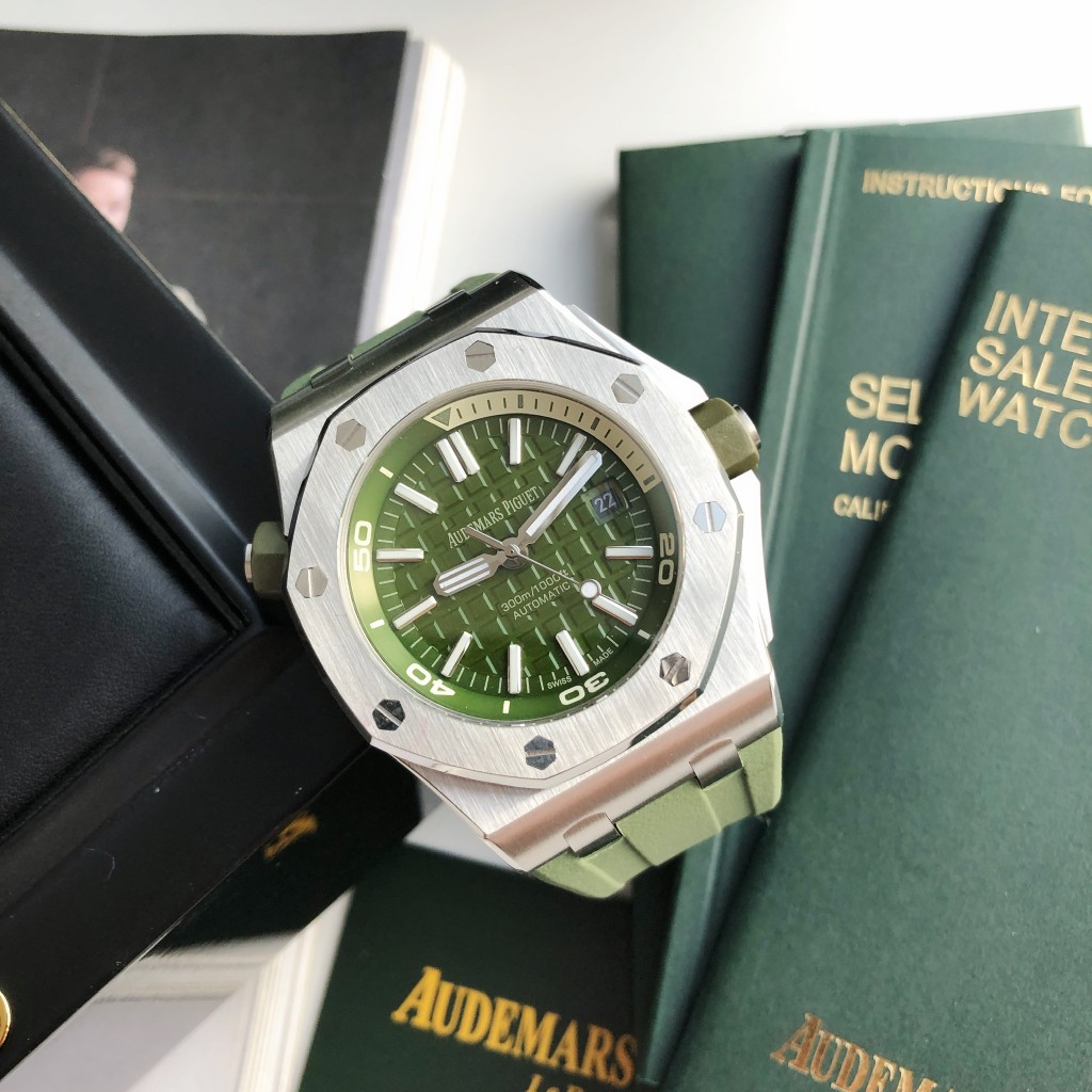 Audemars Piguet נוקף
 שעונים