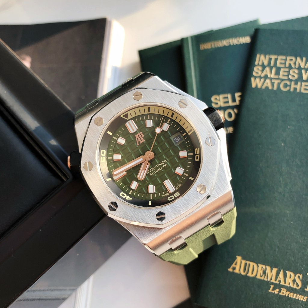 Audemars Piguet חָדָשׁ
 שעונים