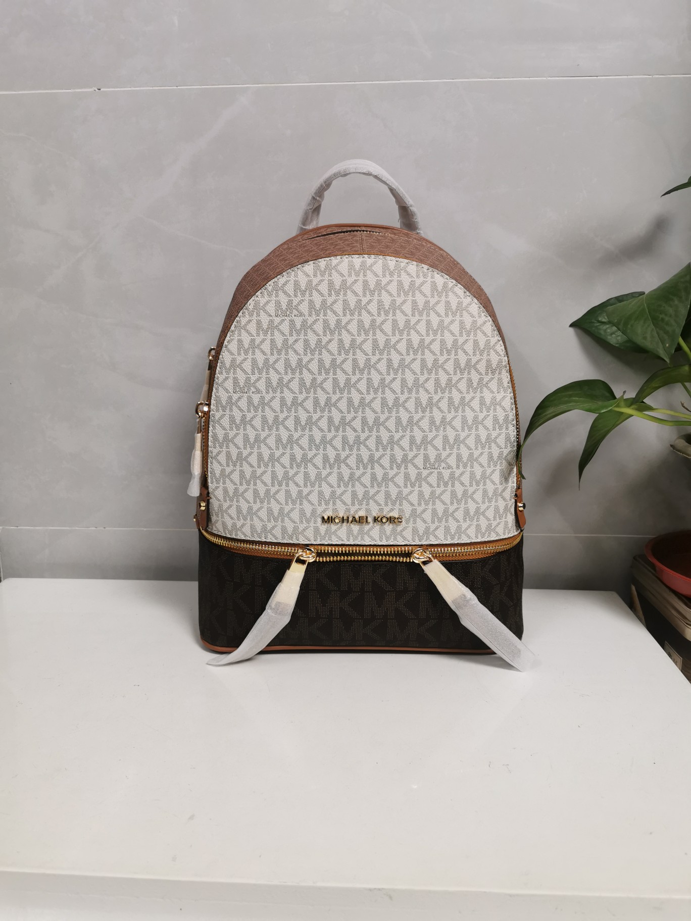 Michael Kors MK背包2拼皮3色拼，。A