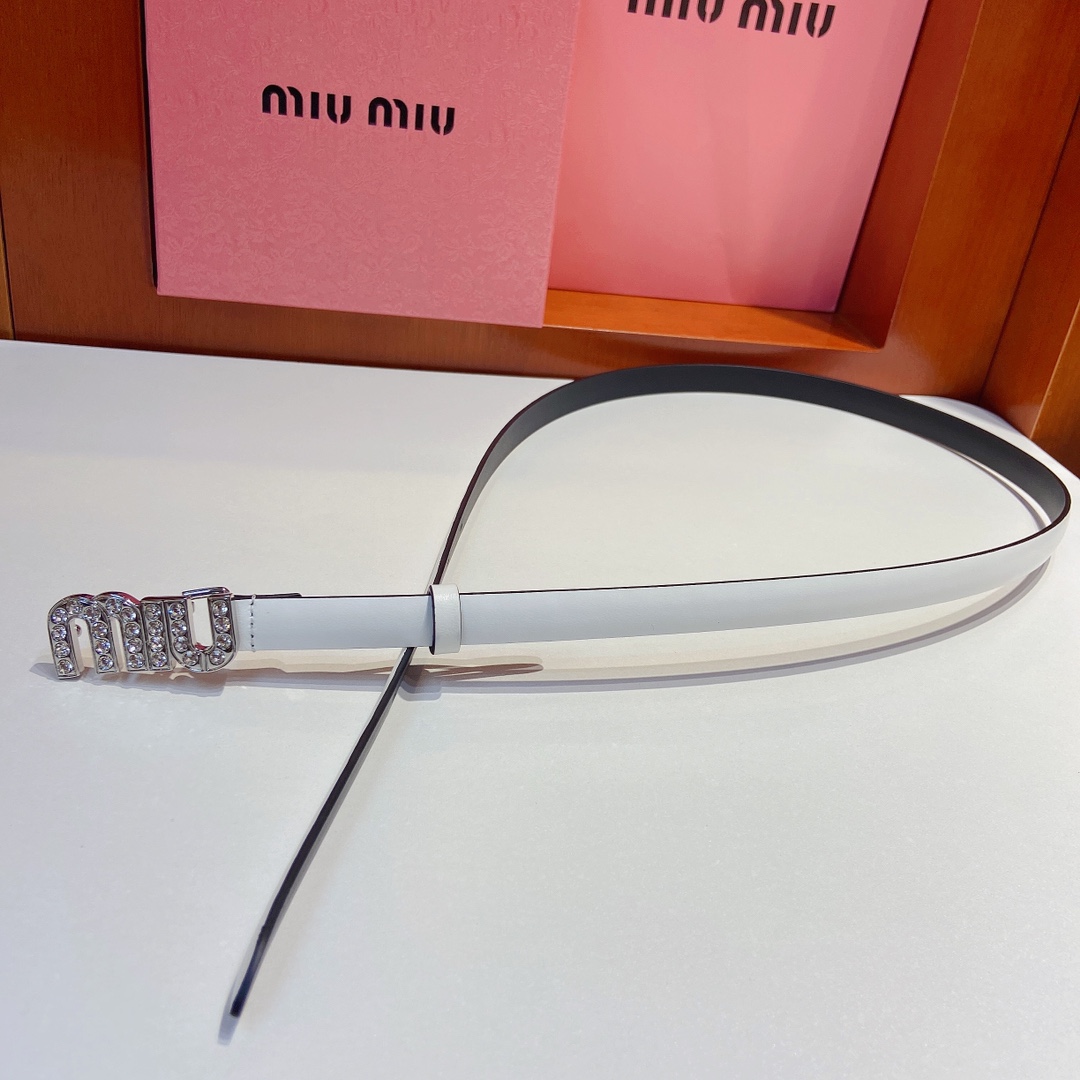 miumiu新款同步1.5cm宽度C