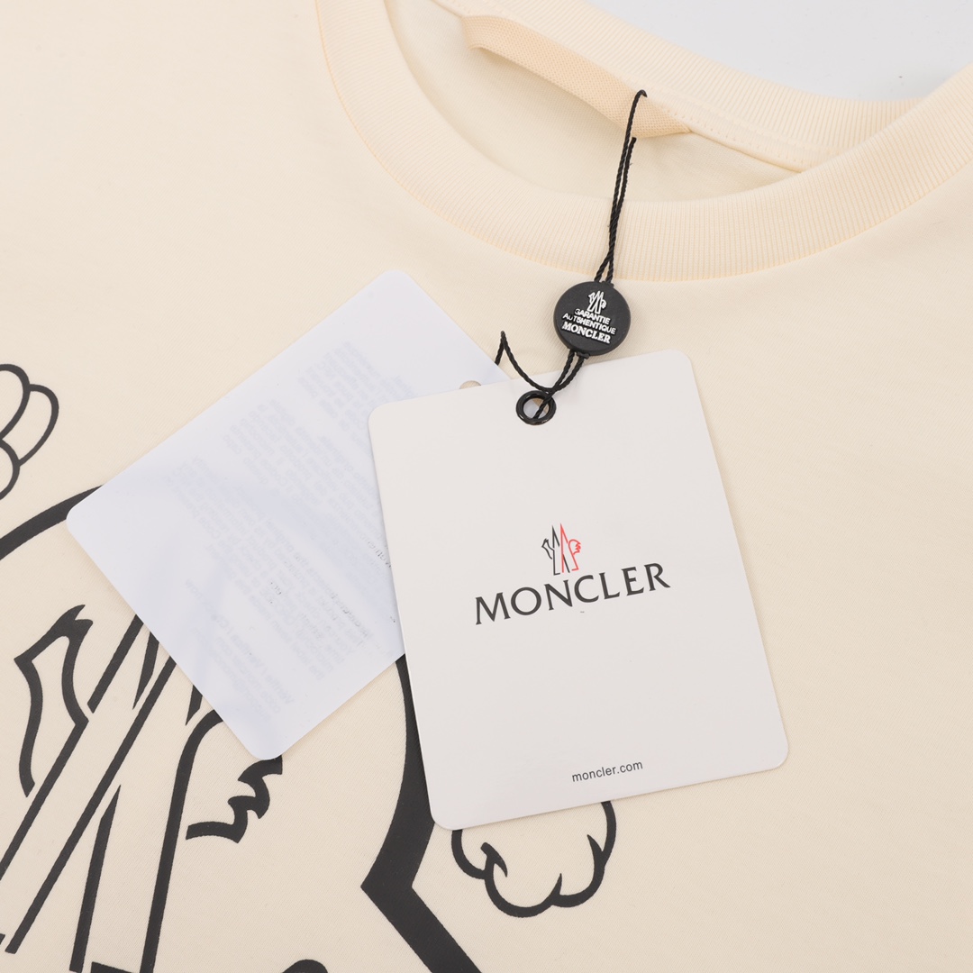 170 Moncler/蒙口 奔跑Logo印花短袖