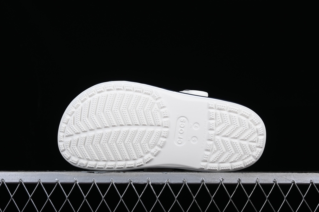 💰150纯原
Crocs 卡骆驰 平板洞洞凉鞋 经夏季经典两用沙滩洞洞鞋 凉鞋拖鞋
#如需配件+¥20 #东莞原厂 欧洲订单 无盒软包 同步官方尺码
尺码:M4(36-37) M5(37-38)M6(38-39)M7(39-40)M8(41-42)M9(42-43)M10(43-44)M11(45-46)标准码 B.D4