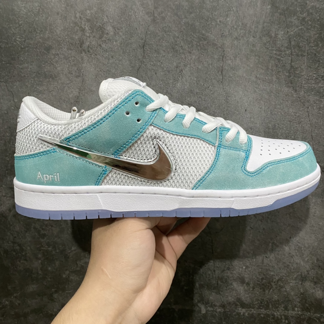 [Top version] April Skateboards x Nike SB Dunk Low joint model sneakers FD2562-400