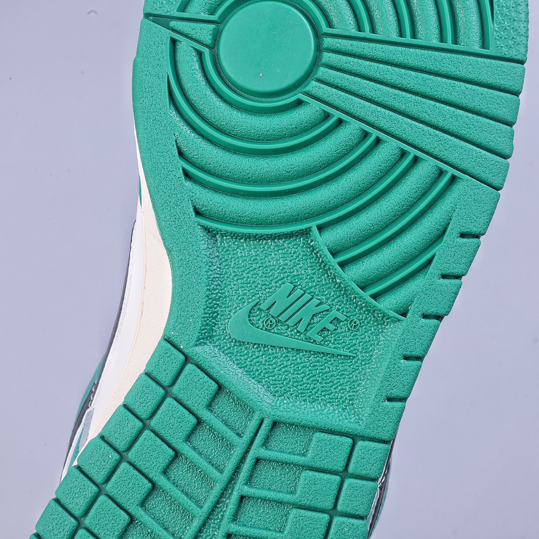260 J Nike SB Dunk Low ”Lottery” 喜力配色 SB扣碎篮板时尚休闲板鞋 DR9654-100