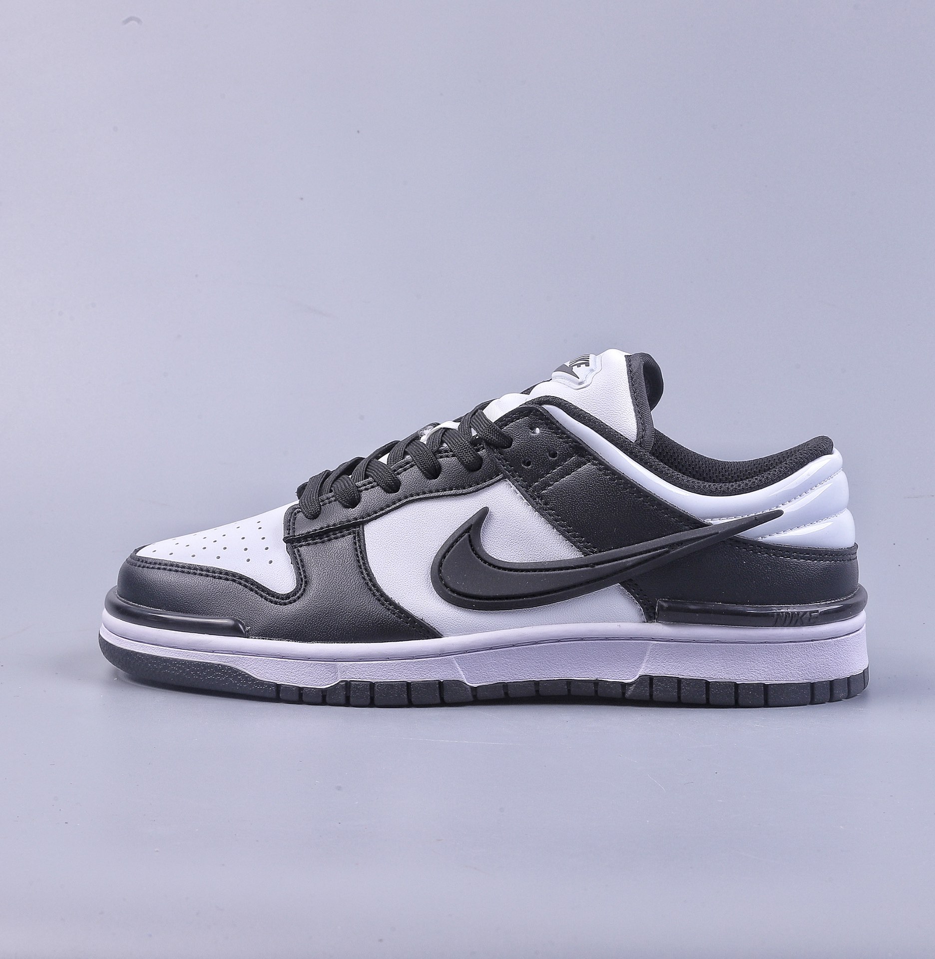 220 F Nike Dunk Low ”Twist Panda” 黑白熊猫 DZ2794-001