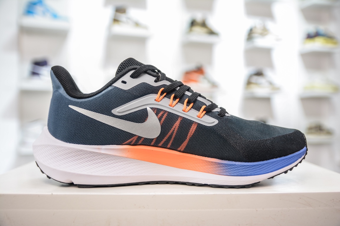 150 E Nike VIALE 缓震气垫跑步鞋时尚慢跑鞋休闲运动鞋时尚男鞋坚持跑步 CW7358-881