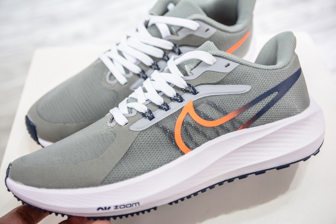 150 E Nike VIALE 缓震气垫跑步鞋时尚慢跑鞋休闲运动鞋时尚男鞋 957618-106