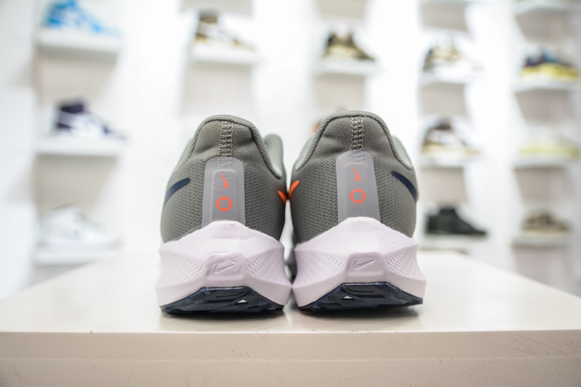 150 E Nike VIALE 缓震气垫跑步鞋时尚慢跑鞋休闲运动鞋时尚男鞋 957618-106