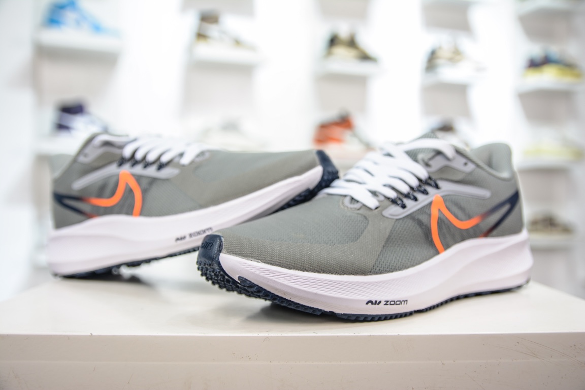 150 E Nike VIALE 缓震气垫跑步鞋时尚慢跑鞋休闲运动鞋时尚男鞋 957618-106