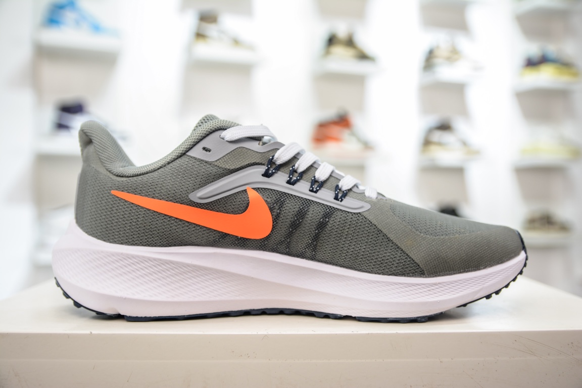 150 E Nike VIALE 缓震气垫跑步鞋时尚慢跑鞋休闲运动鞋时尚男鞋 957618-106