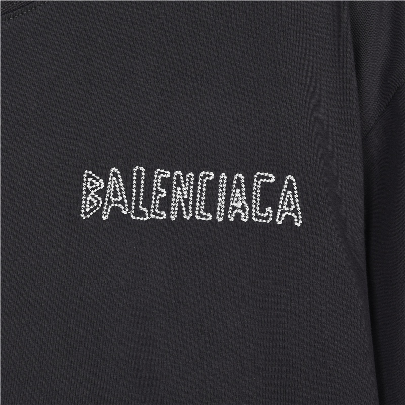 170 Balenciaga/巴黎世家 23ss 扭曲字母双B刺绣短袖T恤