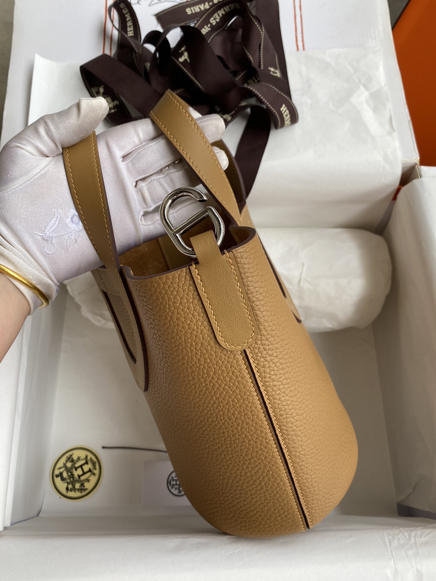 新品Intheloop猪鼻子菜篮子18cm原厂进口TC皮拼swift皮专柜同步手工蜡线缝制纯钢五金现货
