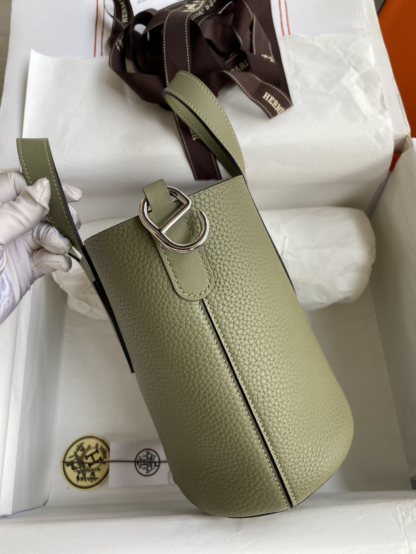 新品Intheloop猪鼻子菜篮子18cm原厂进口TC皮拼swift皮专柜同步手工蜡线缝制纯钢五金现货
