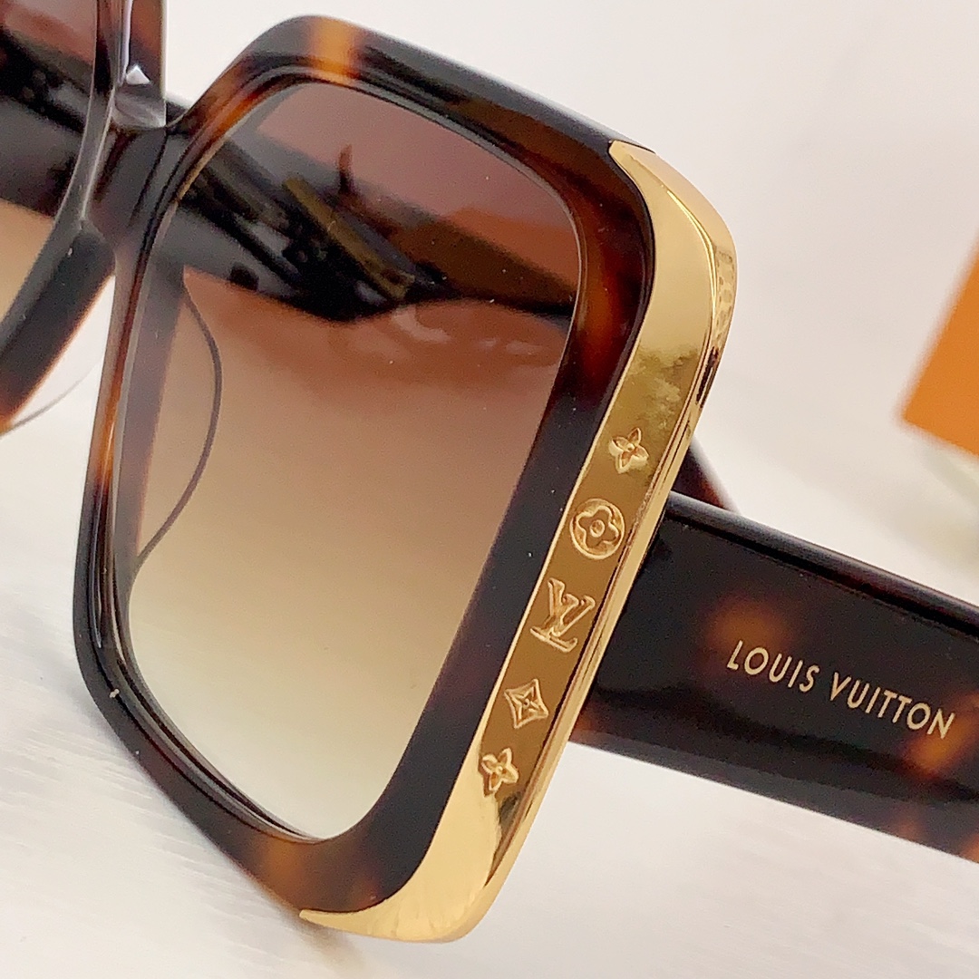 
 LOUI VUITTON *Z1664 刘亦菲女神代言柜台款 
Size57-17-145✔️