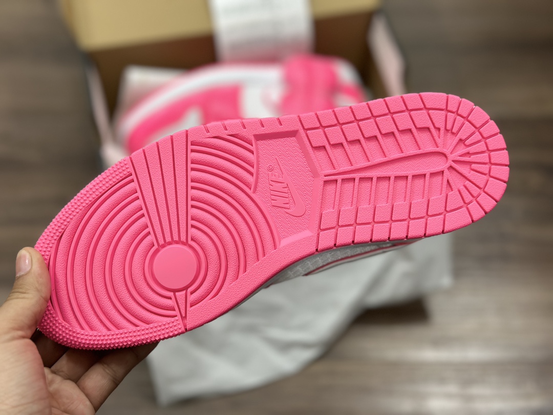 220 NIKE air Jordan1 mid 中帮休闲运动鞋 555112-611