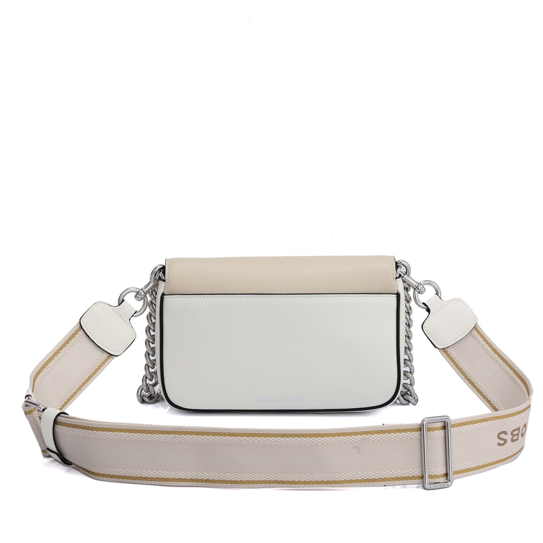 MJ秋冬新款，明星同款超热卖款；可单肩斜挎手提 链条可拆卸 长肩带可拆卸可调节长短 二条肩带可随意搭配 