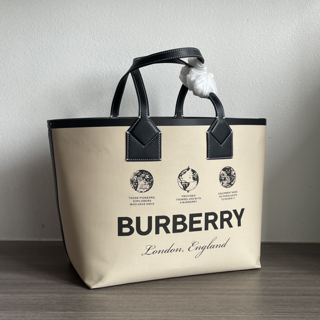 [Burberry Women