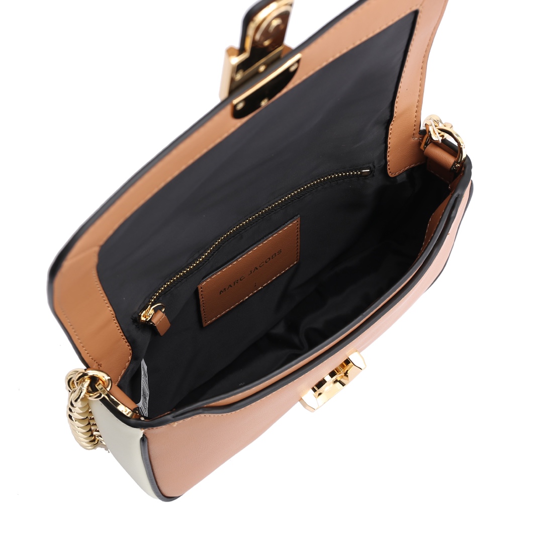 MJ秋冬新款，明星同款超热卖款；可单肩斜挎手提 链条可拆卸 长肩带可拆卸可调节长短 二条肩带可随意搭配 