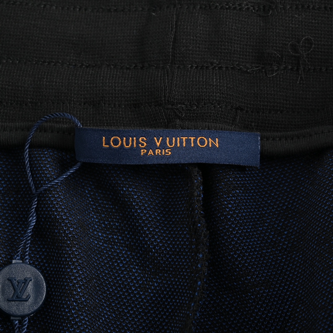 Louis Vuitton/路易威登 23ss 满印提花logo短裤 lv2023新款提花logo短裤