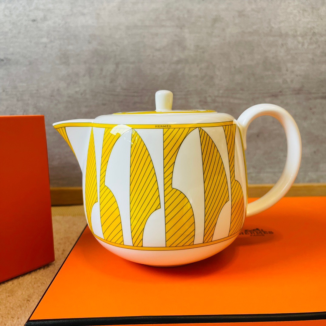 爱马仕 Hermès 高定典藏名品高定成衣时装外套连衣裙衬衫T恤 #47A8AE01 3