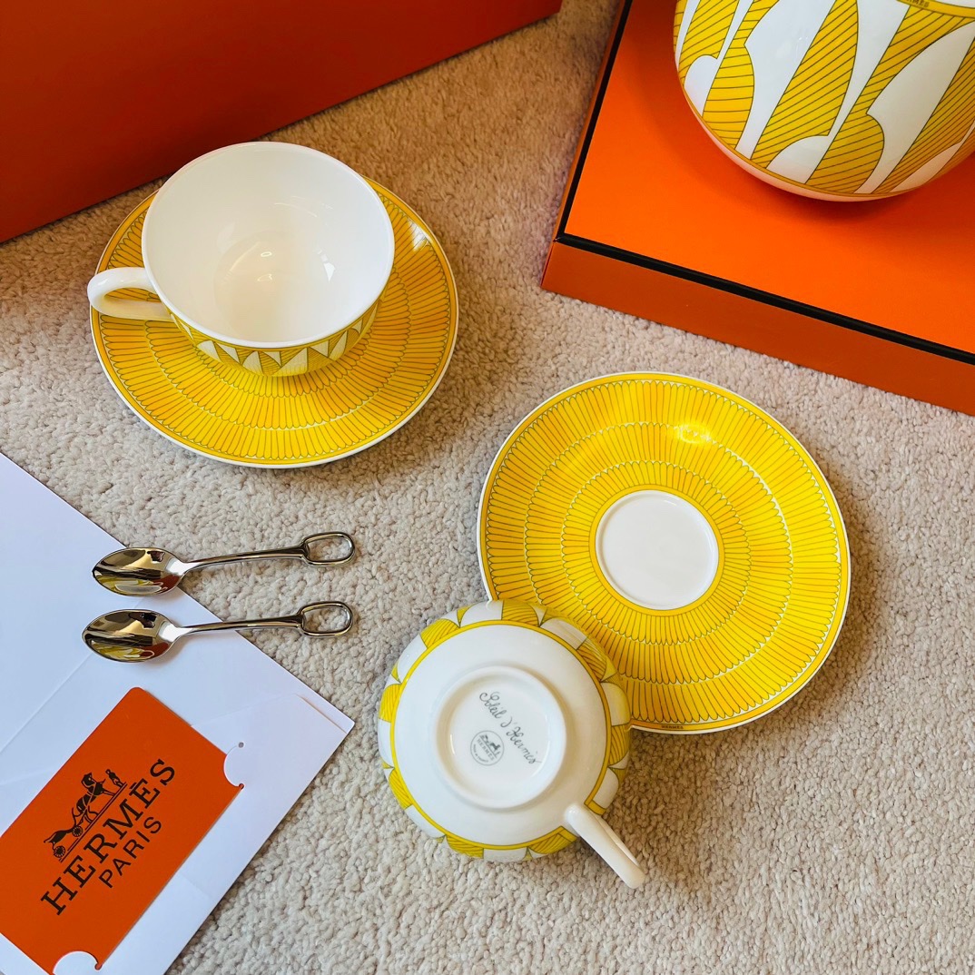 爱马仕 Hermès 高定典藏名品高定成衣时装外套连衣裙衬衫T恤 #47A8AE01 5