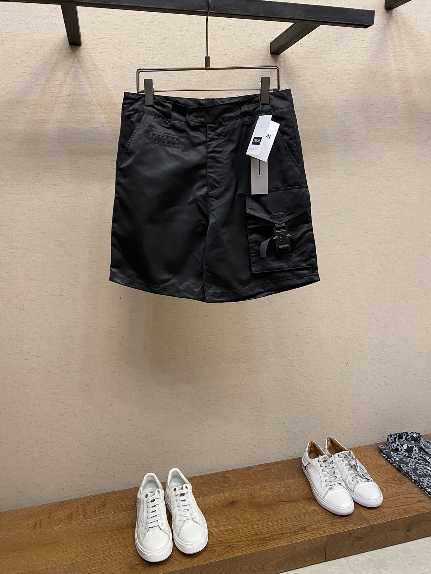 ديور رفاهية
 ملابس بنطلون & السراويل السراويل القصيرة أسود . بلو ذكور نايلون الربيع والصيف سلسلة