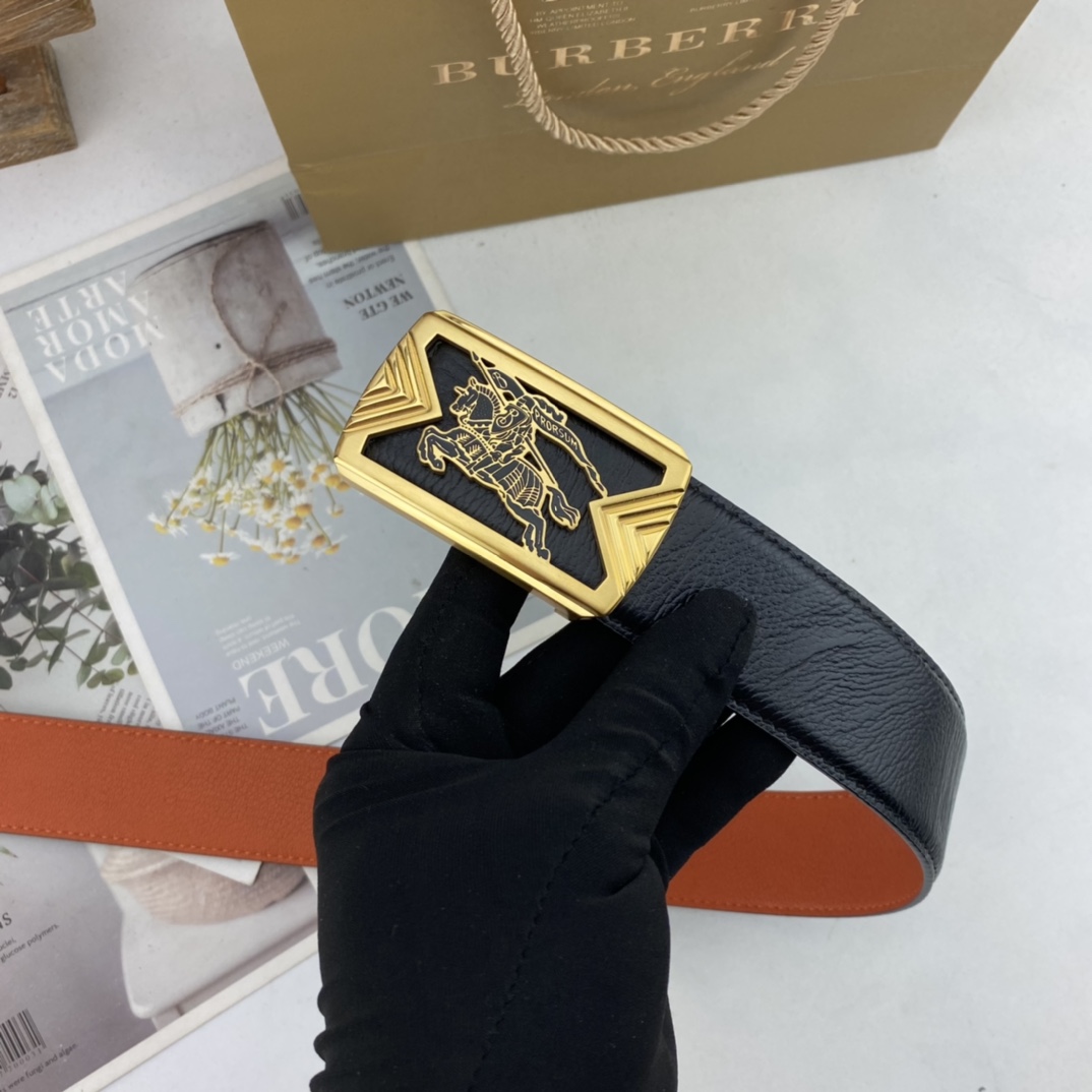巴宝莉   男士花皮腰带38mm  可双面使用 专柜走线 原单品质 搭配新款扣  