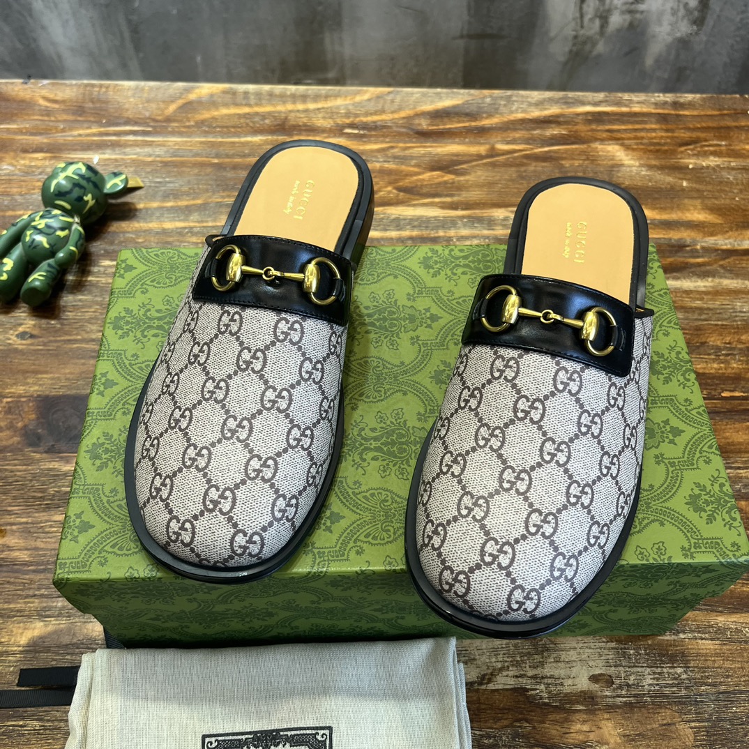 Gucci 新款男士马衔扣拖鞋