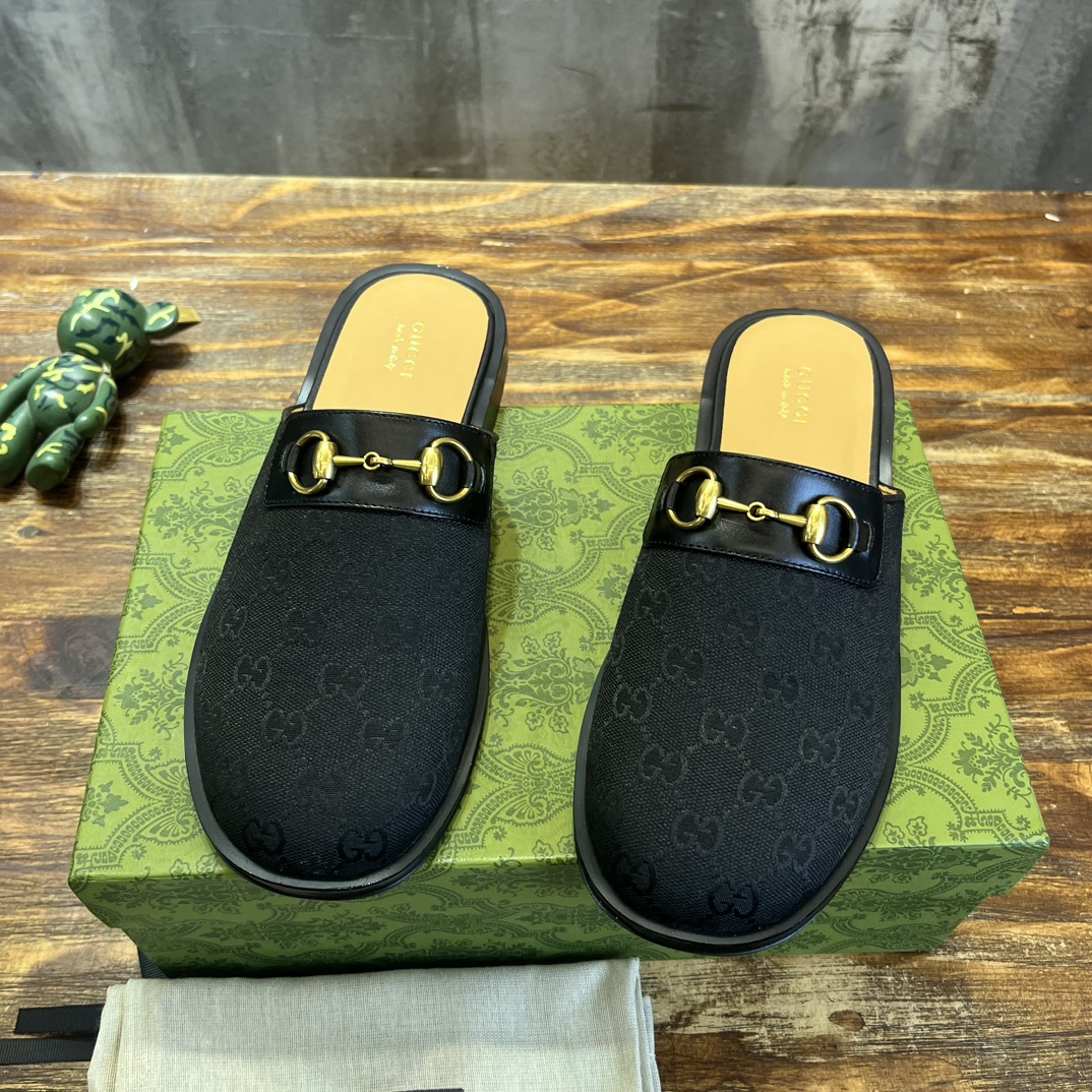 Gucci 新款男士马衔扣拖鞋