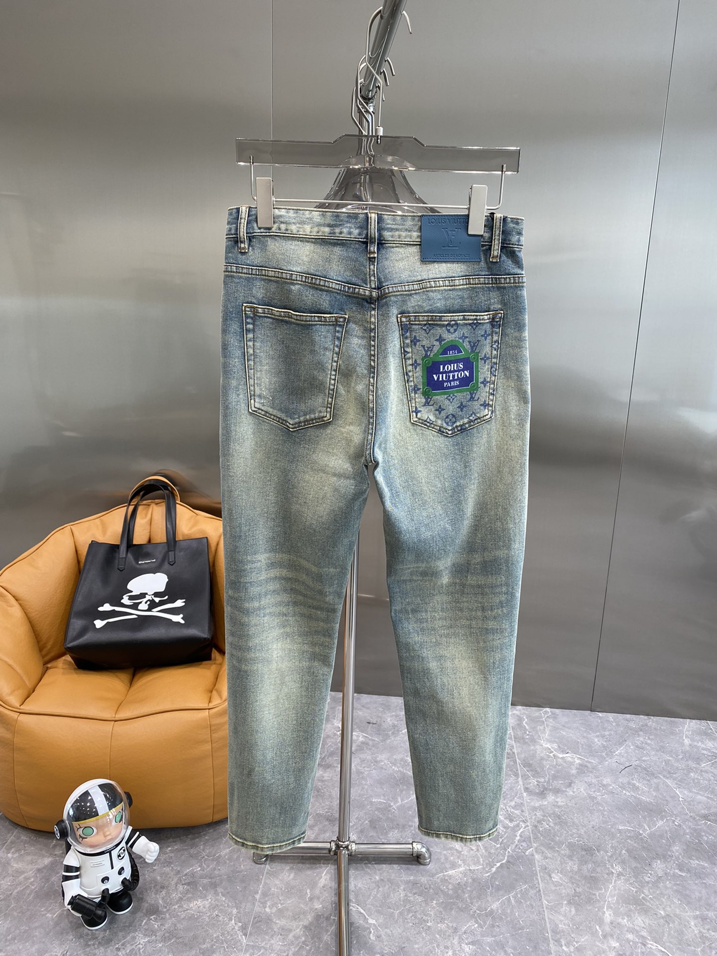Louis Vuitton Clothing Jeans Wholesale Sale
 Fashion