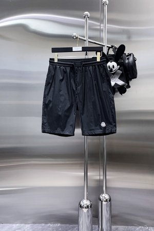 Moncler Perfect Clothing Pants & Trousers Shorts Spring/Summer Collection Casual