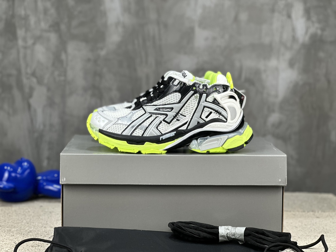 Versión Versión Guan Zapatillas Balenciaga Runner Talla: 35 36 37 38 39 40 41 42 43 44 45 46 Zapatillas sin piel, mater…