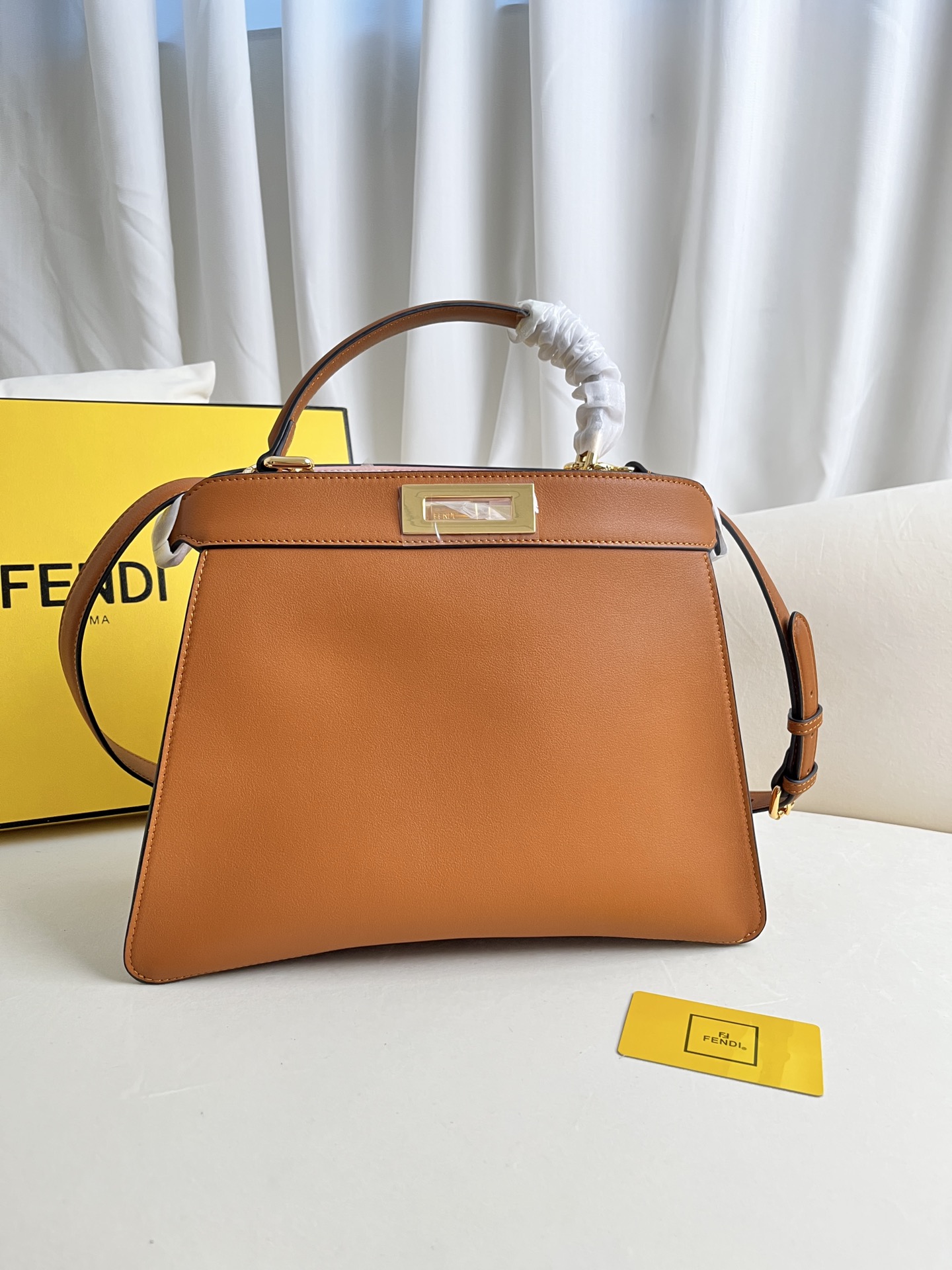 Fendi Peekaboo ISeeU Medium Brown Leather Top Handle Satchel Bag 1 i1684150401 9804 0