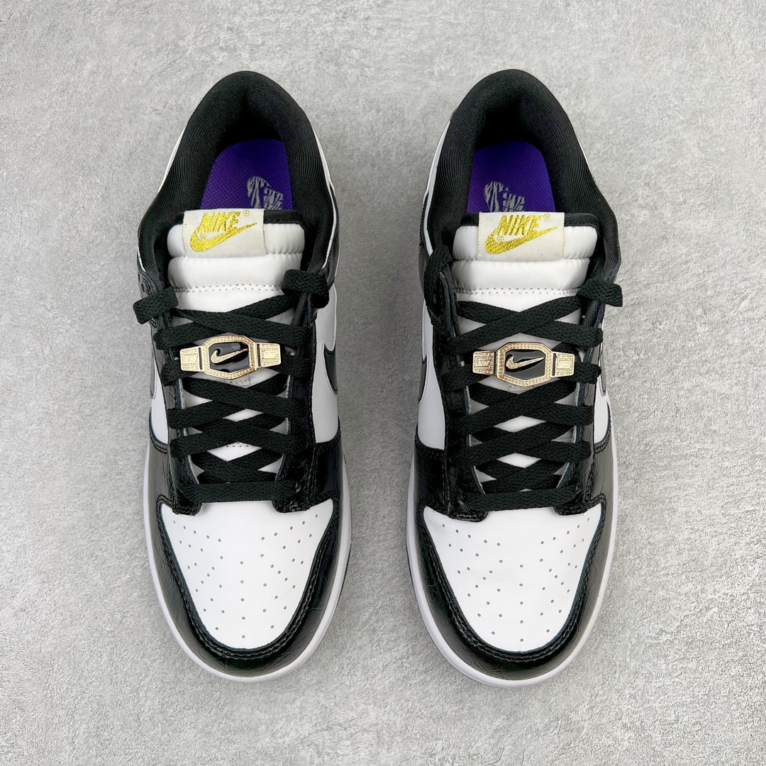 图片[2]-💰160 ＃S2纯原福利‼NK Dunk Low  \” Would Champ\” 熊猫 金扣 低帮运动休闲板鞋 DR9511-100 独家原厂航空铝磨具打磨大底 鞋头坡度极致还原 原盒原配 圈内天花板工艺 原厂冲刀 超高清洁度 全鞋零毛边皮料切割 全套原楦原模倾力打造完美版型 采用原厂百宏鞋带以及原厂百宏织唛舌标 内标可供原厂几率过验 原厂中底布黄色点胶 原厂中底布拉帮走线遵循公司‼️SIZE：36 36.5 37.5 38 38.5 39 40 40.5 41 42 42.5 43 44 44.5 45 46 编码：by2936030-运动鞋