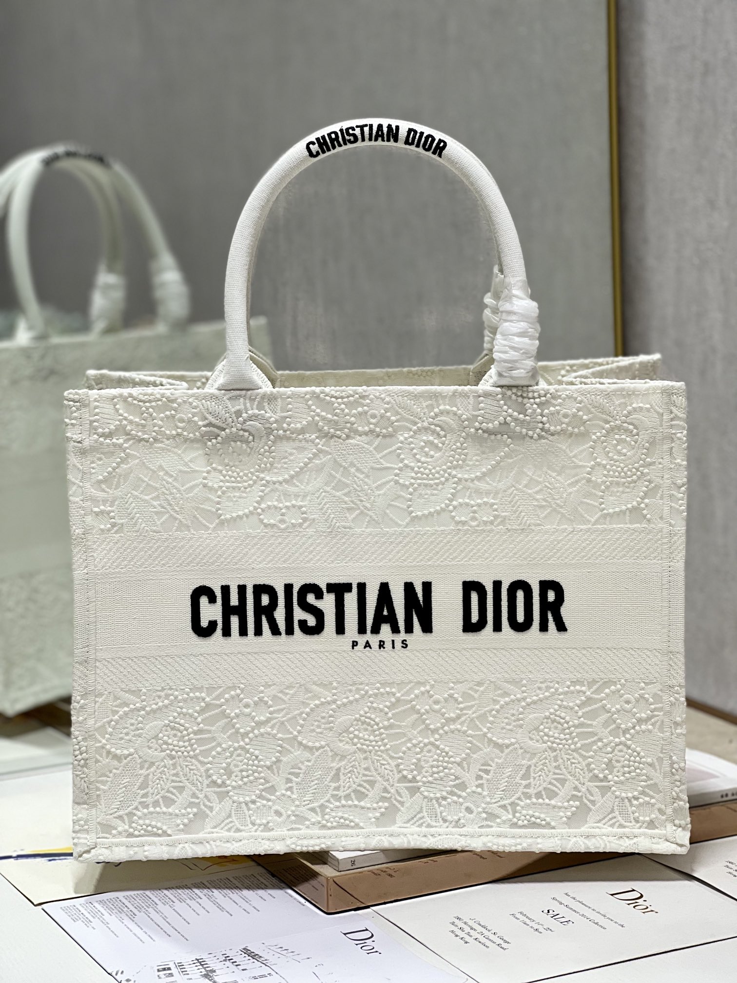 Dior Book Tote Handbags Tote Bags White Embroidery Gauze Fashion