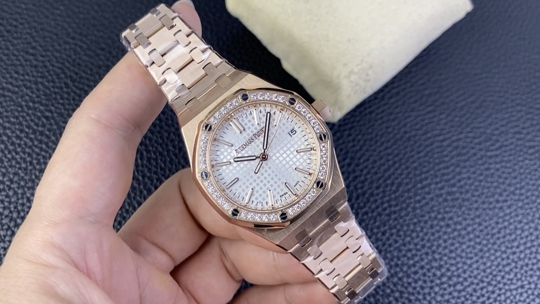Audemars Piguet B7爱彼50周年纪念款15550