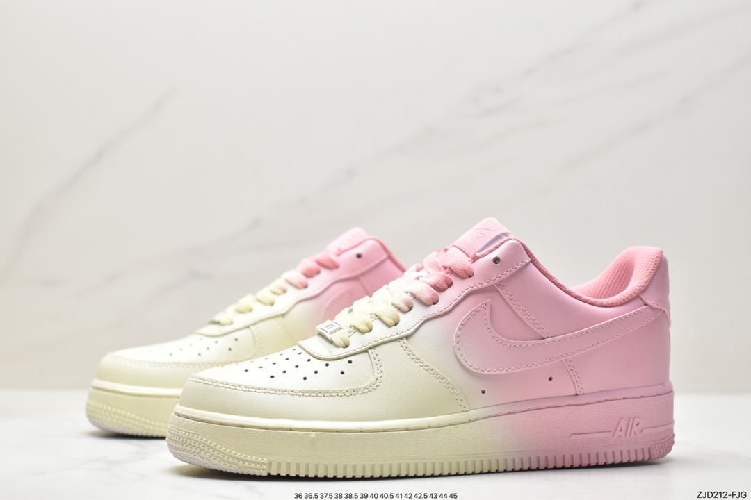 240  Air Force 1 '07 空军一号 采用了整体外观的工具灰色  QR2023-520