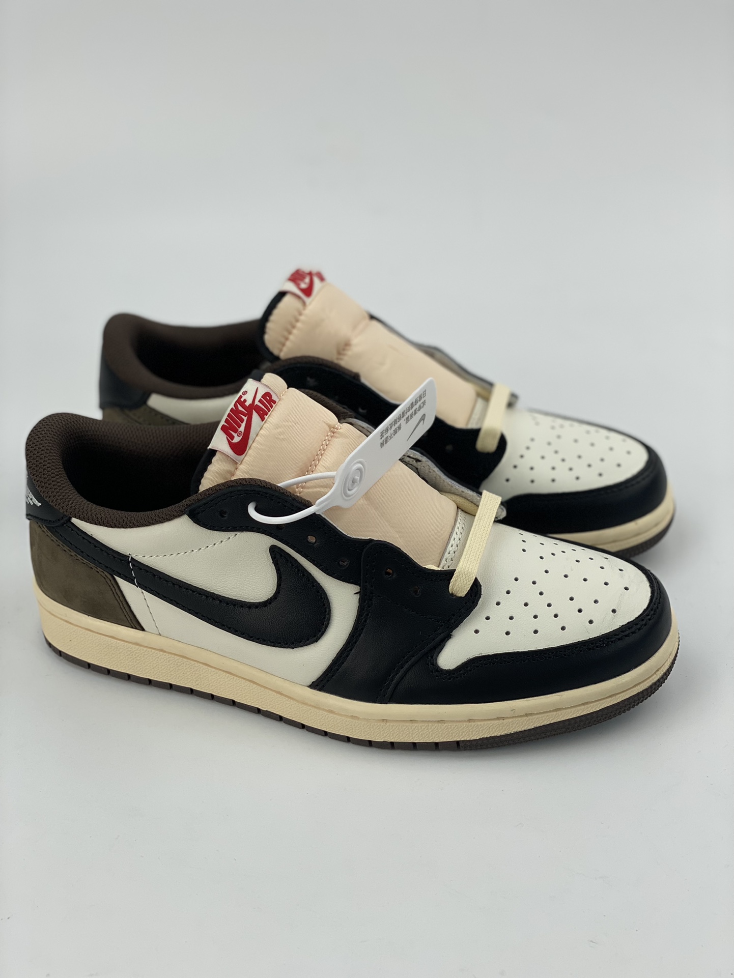 260 Travis Scott x Fragment x Air Jordan AJ1 Low OG SP 三方联名倒勾低帮