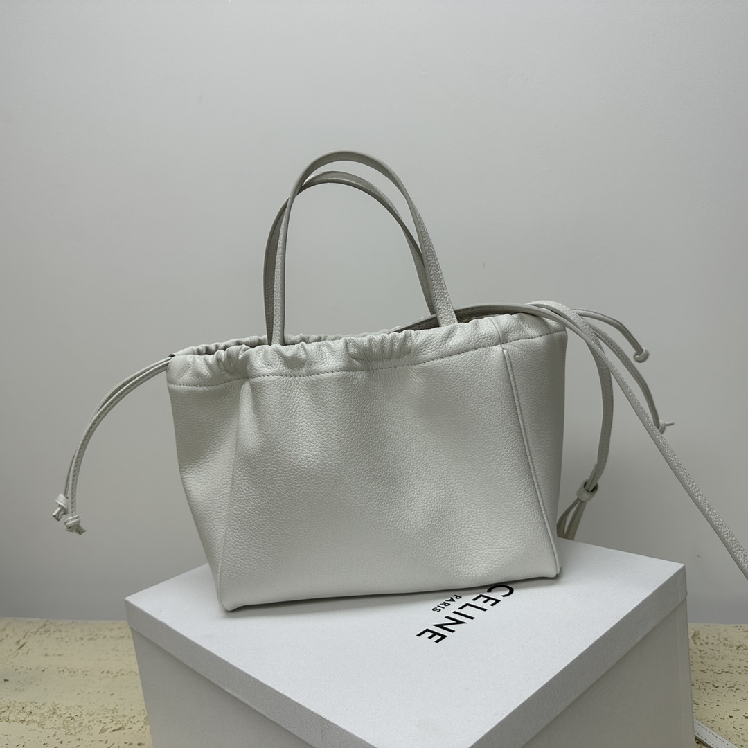 MiNi购物袋CABASTRIOMPHE小号粒面小牛皮配织布革抽绳包9X7X6英寸22X17X15厘米牛