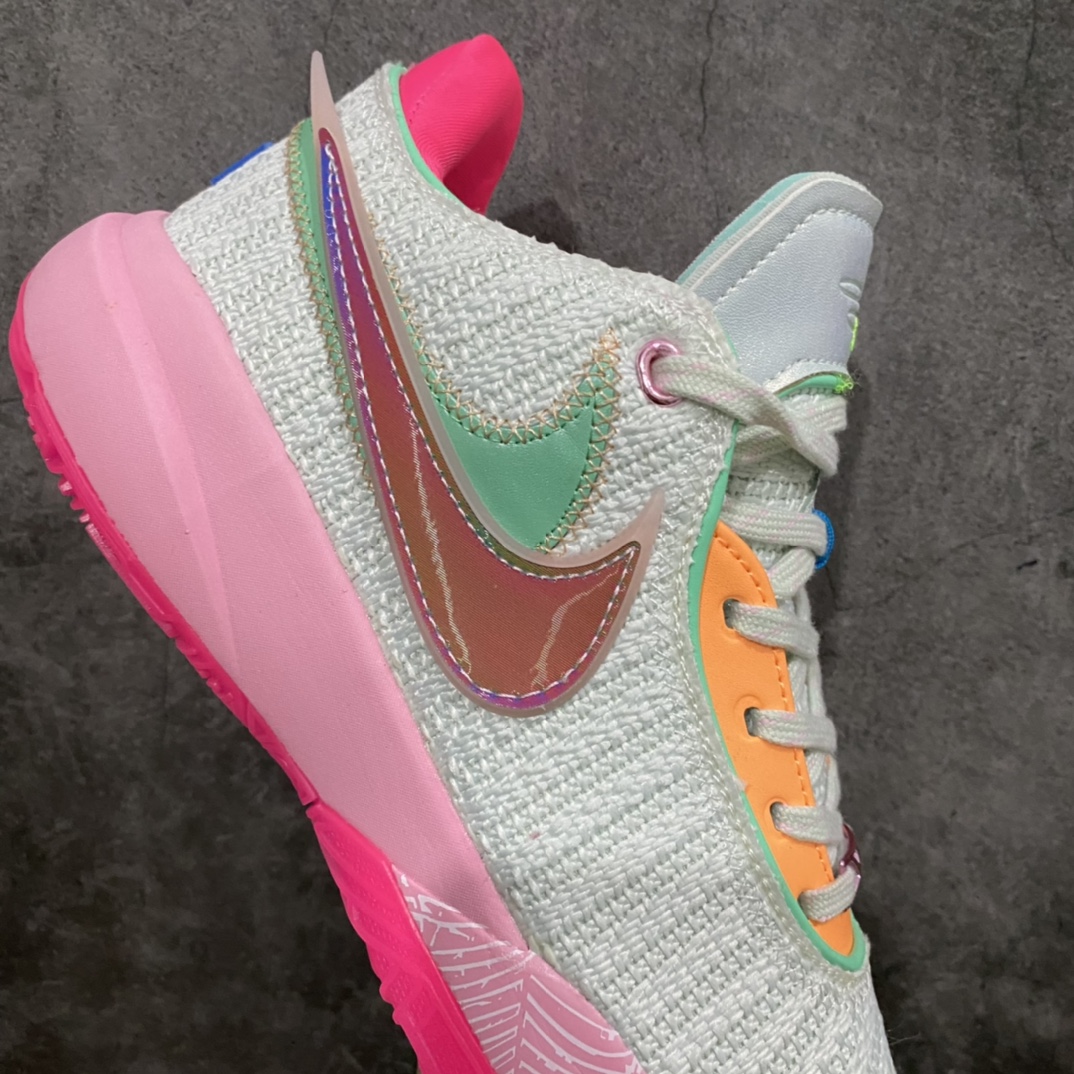 300 【K版纯原】NK Lebron XX Lmtd EP 勒布朗詹姆斯20代篮球战靴白粉绿 DJ5423-300