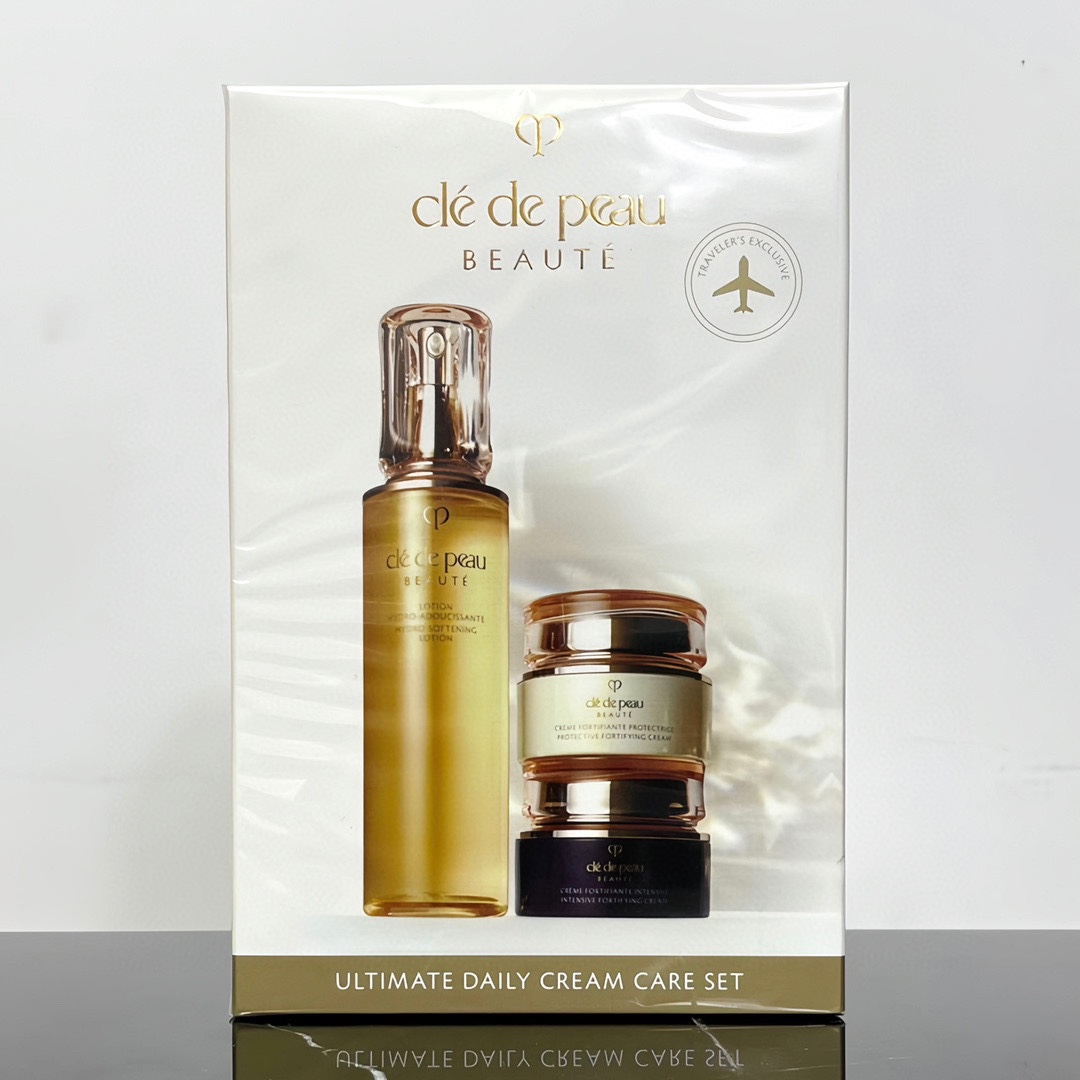 CPB 肌肤之钥 三件套 面霜款！内含：滋润爽肤水 170ml，cpb 日霜 50ml，晚霜 50ml。