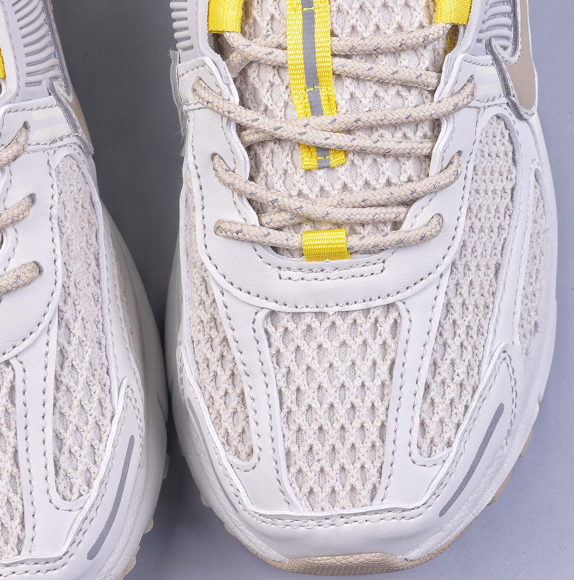 180 5A Nike Zoom Vomero 5 SP 佛莫罗5代系列经典复古休闲运动慢跑鞋 FJ7694-020