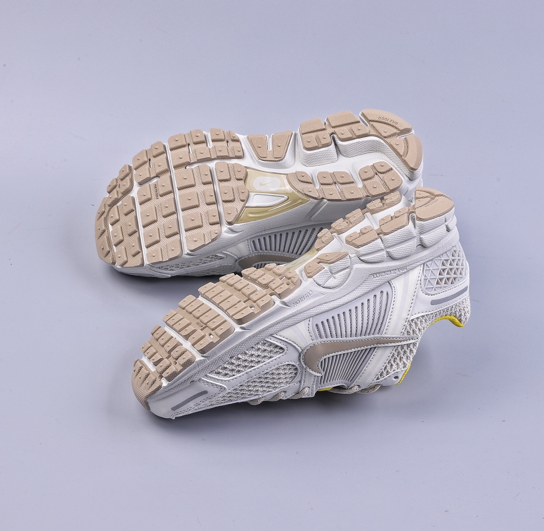 180 5A Nike Zoom Vomero 5 SP 佛莫罗5代系列经典复古休闲运动慢跑鞋 FJ7694-020