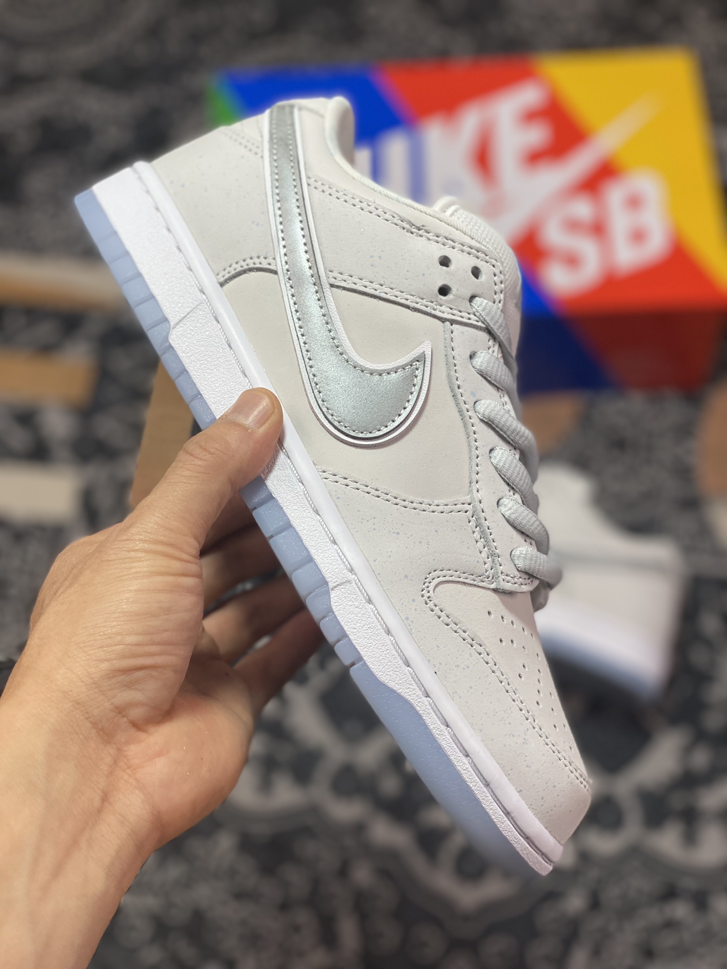 White lobster dunk FD8776-100