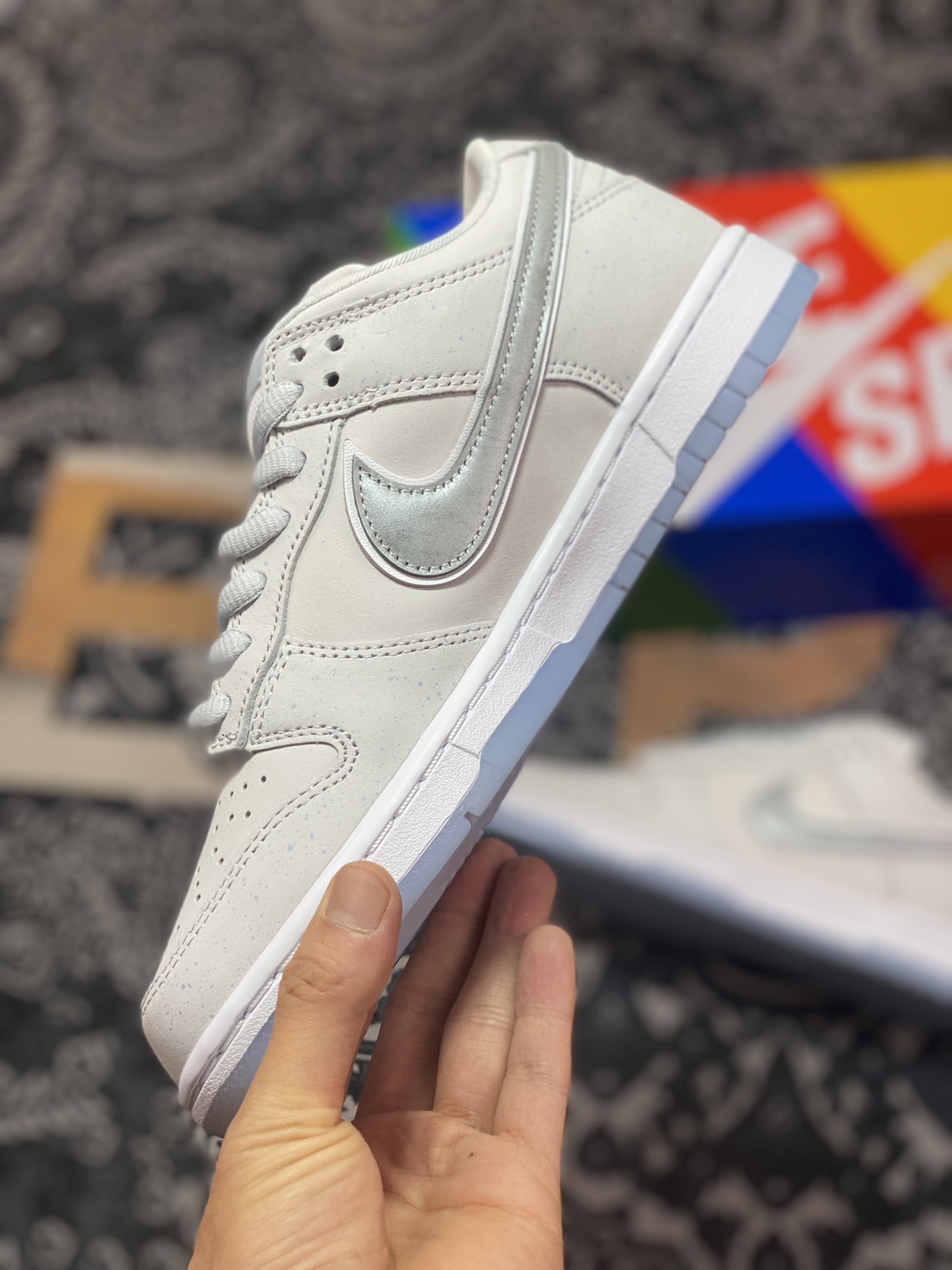 White lobster dunk FD8776-100