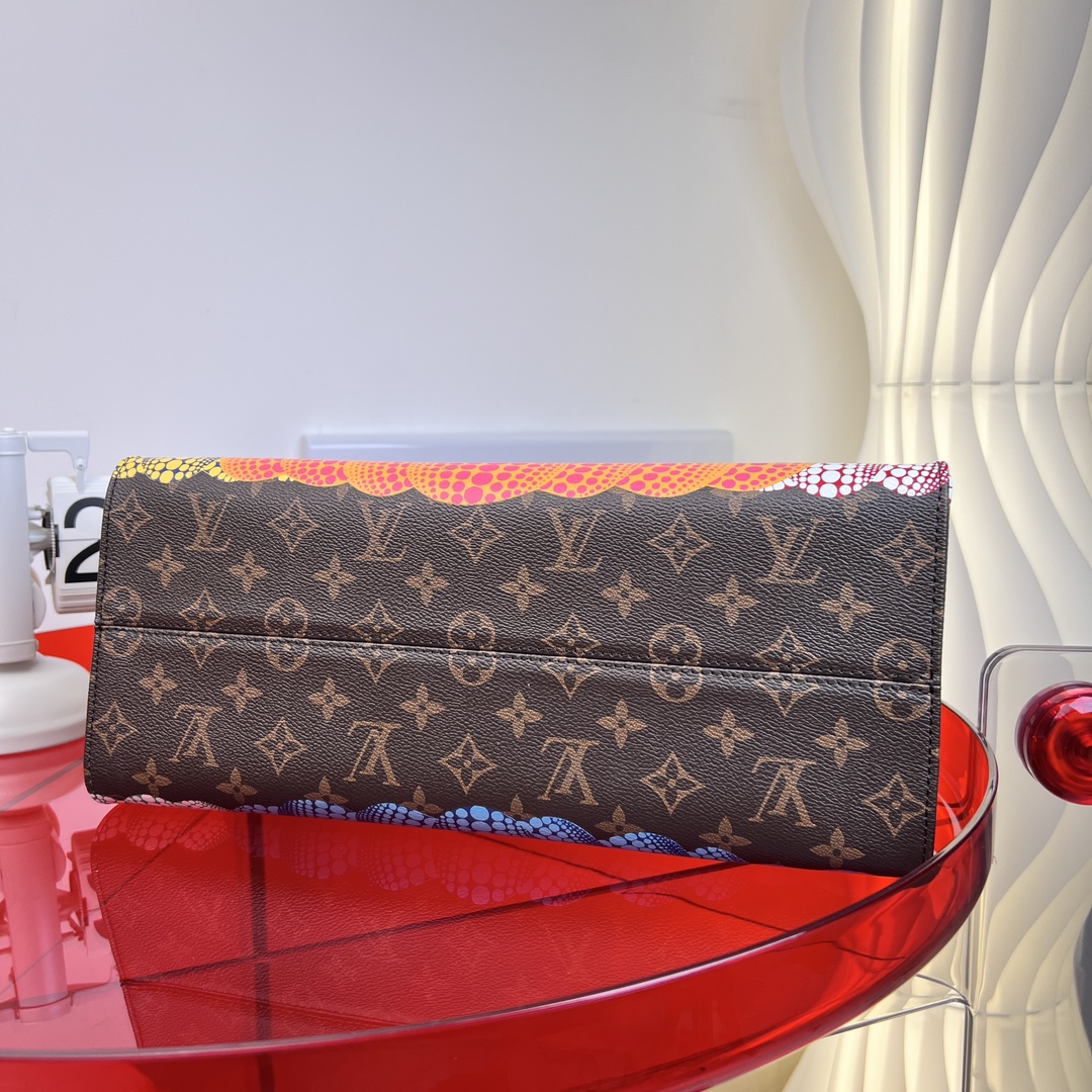 🌼 m46466尺寸:35×27×14cmLV海外渠道资源特供❗️L.V ✖️YK ONTHEGO 中号