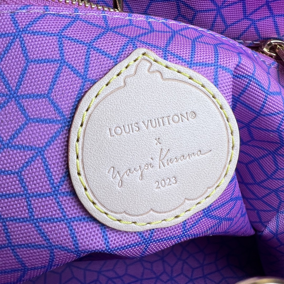 🌼 m46467尺寸:25×19×11.5cmLV海外渠道资源特供❗️LV✖️YK ONTHEGO 小号